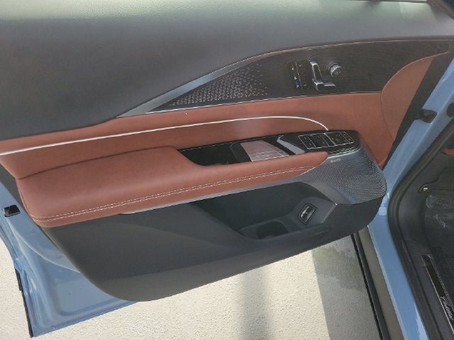 2027 Cadillac LYRIQ Signature Luxury