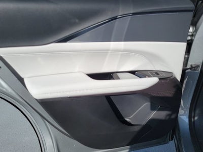 2027 Cadillac LYRIQ Sport