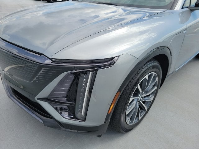 2027 Cadillac LYRIQ Sport - Photo 8