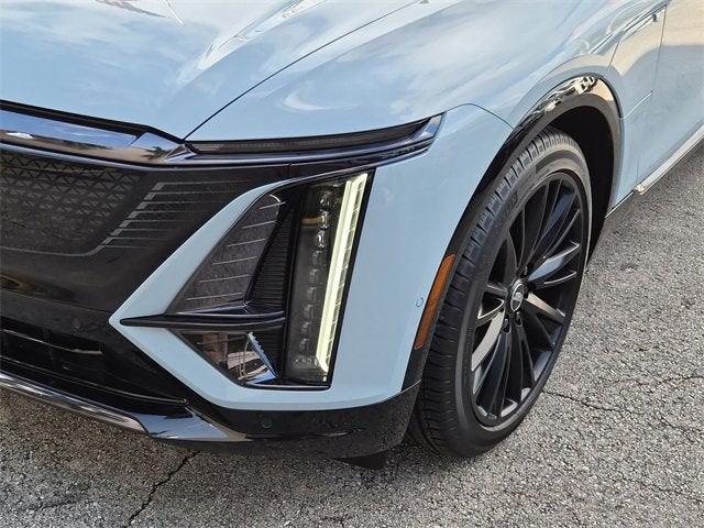 2025 Cadillac LYRIQ Sport 1