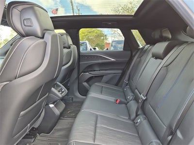 2025 Cadillac LYRIQ Sport 1