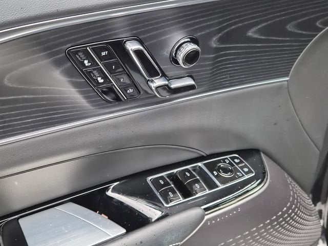 2025 Cadillac LYRIQ Sport 1