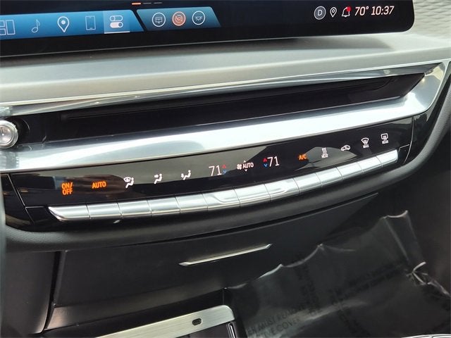 2024 Cadillac LYRIQ Sport 2