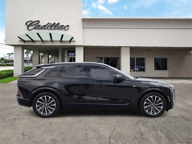 2024 Cadillac LYRIQ Sport 2