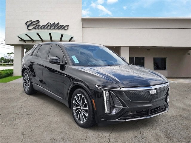 2024 Cadillac LYRIQ Sport 2