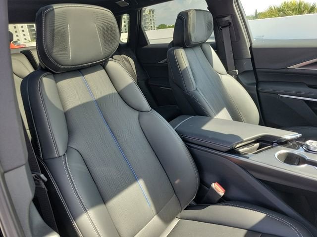 2026 Cadillac LYRIQ Premium Sport