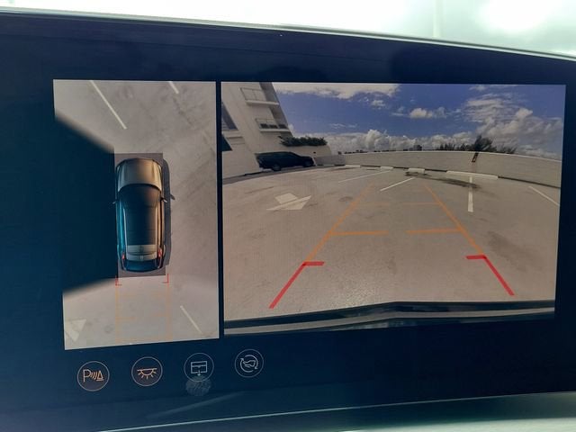 2024 Cadillac LYRIQ Sport 3