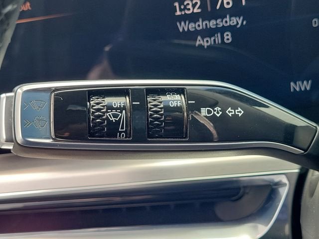 2024 Cadillac LYRIQ Sport 3