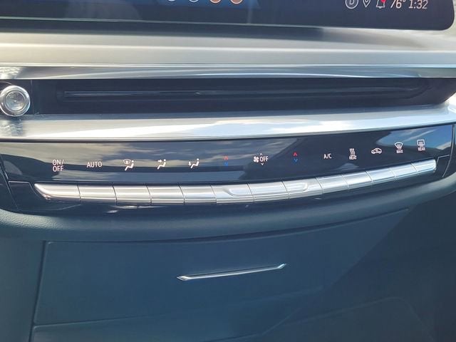 2024 Cadillac LYRIQ Sport 3