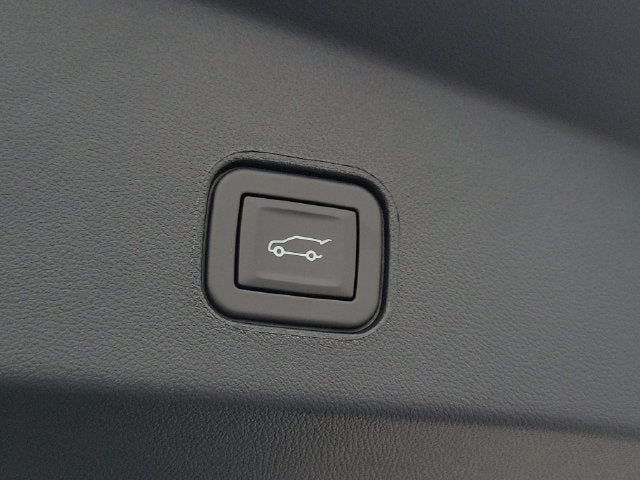 2027 Cadillac LYRIQ Signature Sport