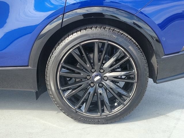 2025 Cadillac LYRIQ Sport 3