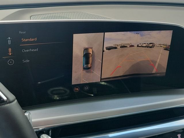 2025 Cadillac LYRIQ Sport 3
