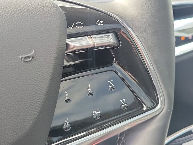 2025 Cadillac LYRIQ Sport 3
