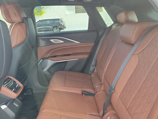 2027 Cadillac LYRIQ Signature Sport