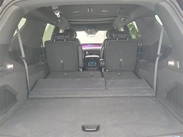 2026 Cadillac ESCALADE IQL Luxury