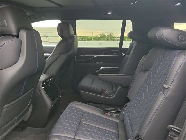 2026 Cadillac ESCALADE IQL Luxury