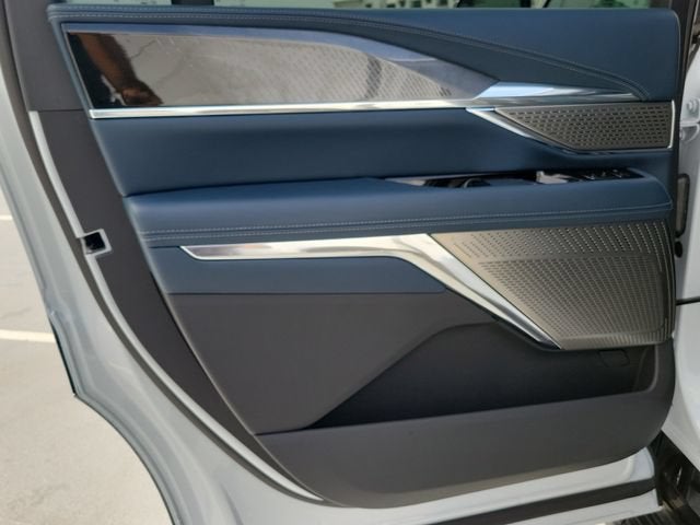 2026 Cadillac ESCALADE IQL Premium Luxury