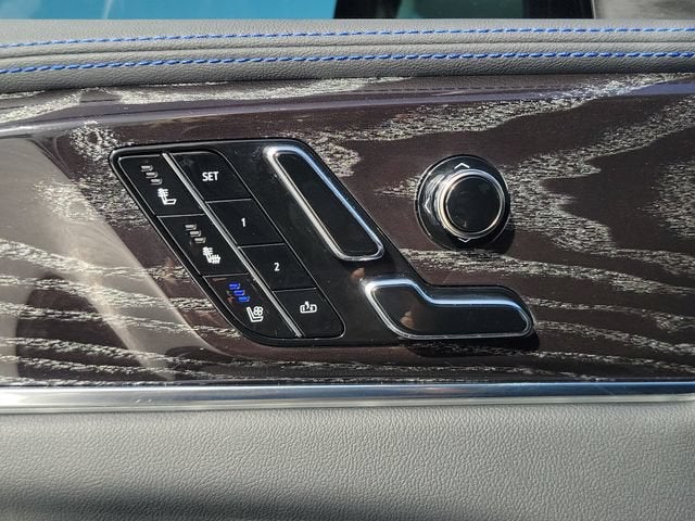 2026 Cadillac ESCALADE IQL Sport