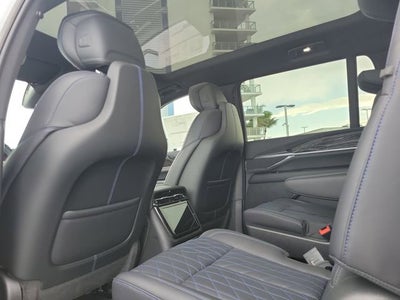 2026 Cadillac ESCALADE IQL Sport