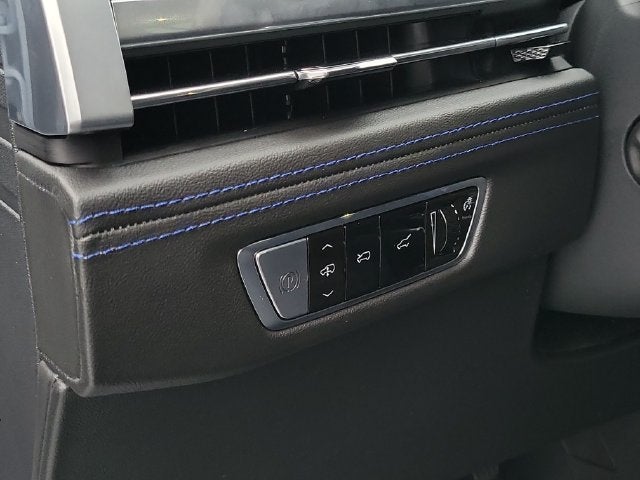 2026 Cadillac ESCALADE IQL Sport