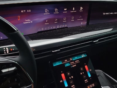 2026 Cadillac ESCALADE IQL Sport