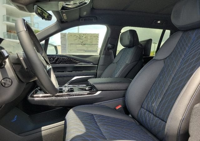2026 Cadillac ESCALADE IQL Sport