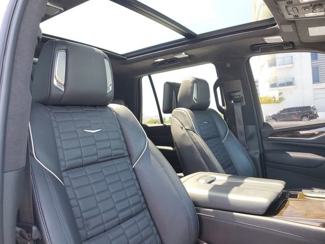 2023 Cadillac Escalade Premium Luxury Platinum