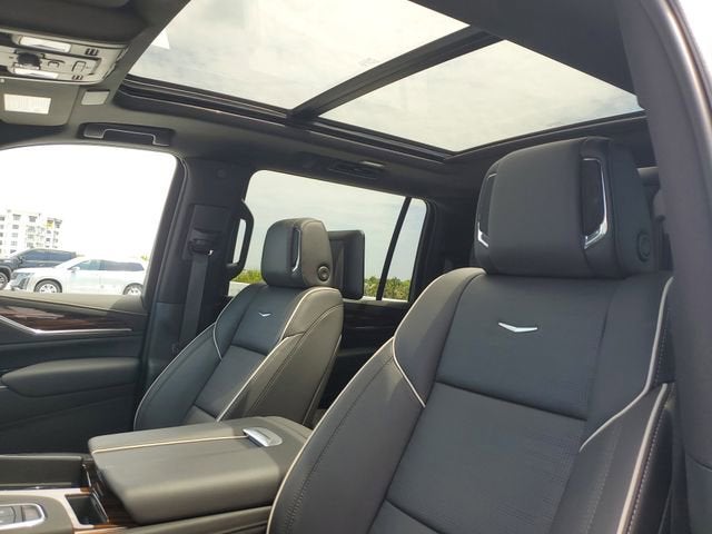 2024 Cadillac Escalade ESV Premium Luxury