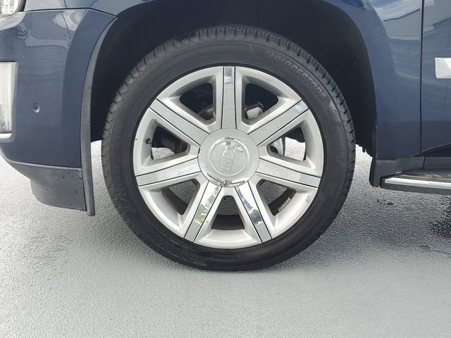 2017 Cadillac Escalade Luxury