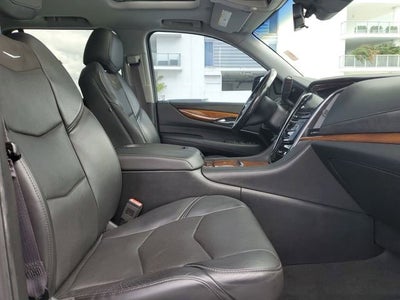 2017 Cadillac Escalade Luxury