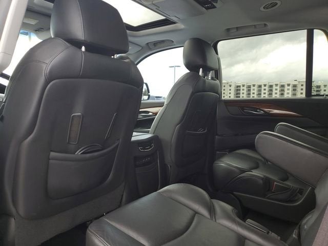 2017 Cadillac Escalade Luxury