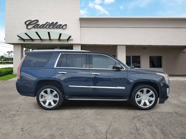 2017 Cadillac Escalade Luxury