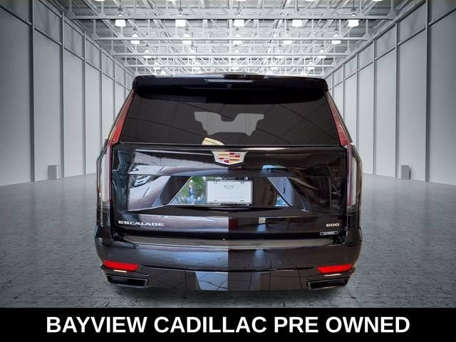 2024 Cadillac Escalade Sport