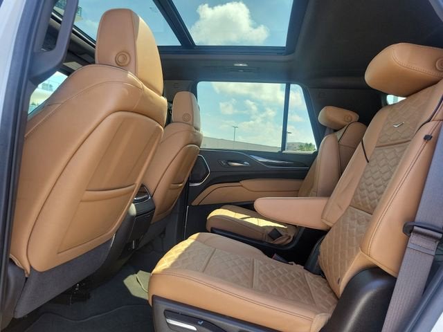 2022 Cadillac Escalade Sport