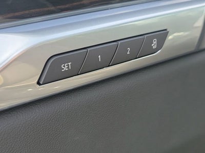 2026 Cadillac Escalade Luxury