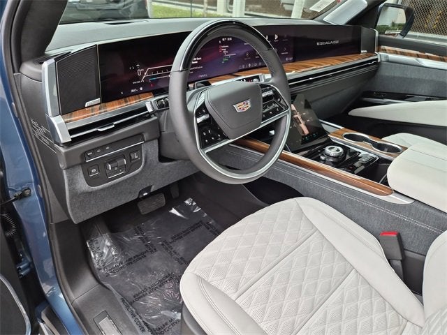 2026 Cadillac Escalade Platinum Luxury