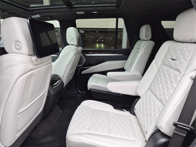 2026 Cadillac Escalade Platinum Luxury