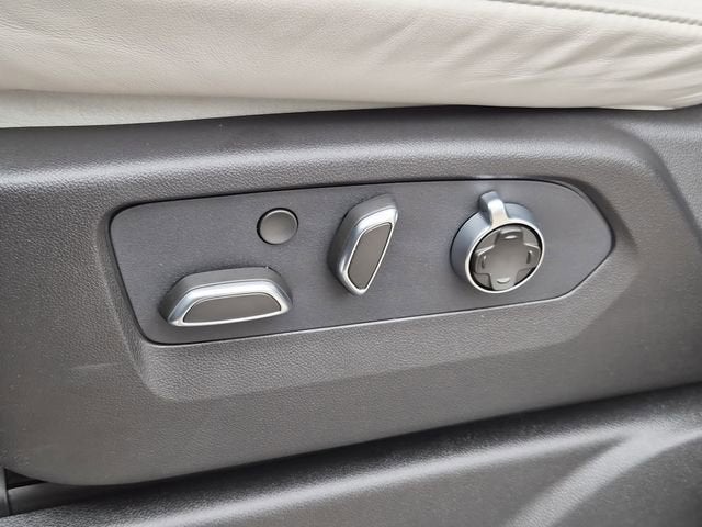 2026 Cadillac Escalade Platinum Luxury