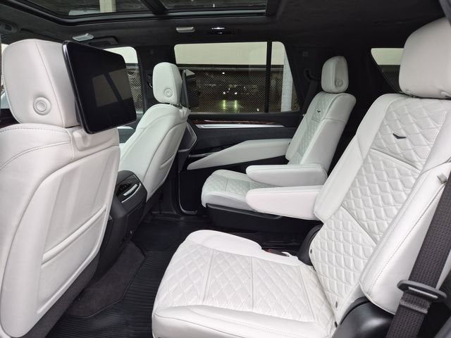 2026 Cadillac Escalade Platinum Luxury