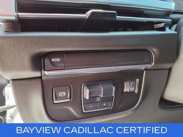 2025 Cadillac Escalade ESV Sport