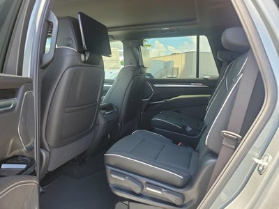 2026 Cadillac Escalade Luxury