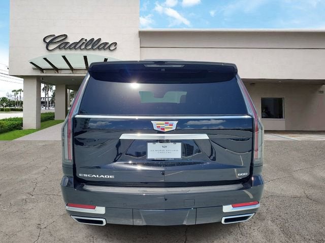 2026 Cadillac Escalade Luxury