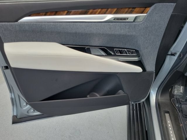 2026 Cadillac Escalade Platinum Luxury