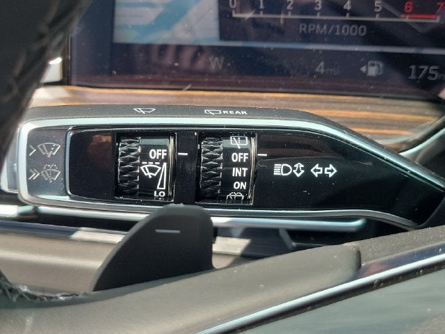 2026 Cadillac Escalade ESV 1SA