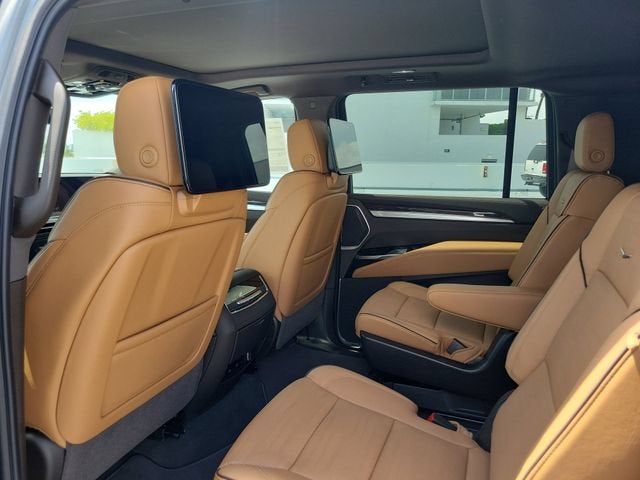 2026 Cadillac Escalade ESV Luxury