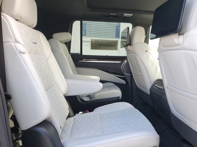 2026 Cadillac Escalade ESV Platinum Sport