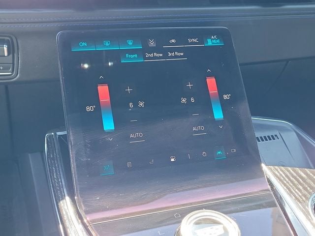 2025 Cadillac ESCALADE IQ Luxury 1