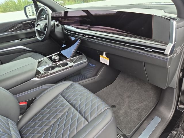 2025 Cadillac ESCALADE IQ Luxury 1