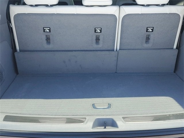 2025 Cadillac ESCALADE IQ Luxury 1