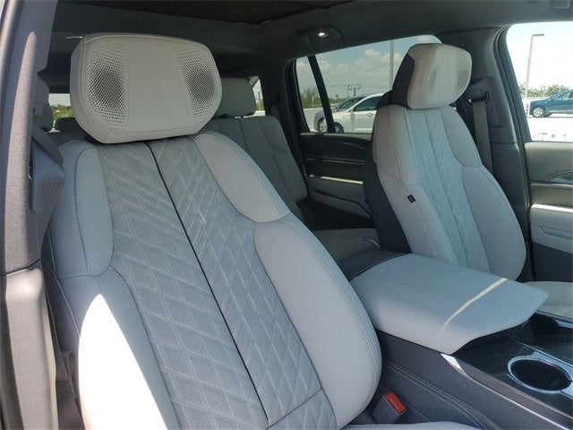 2025 Cadillac ESCALADE IQ Luxury 1